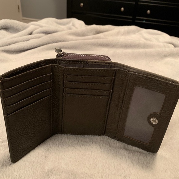 Roots Trifold Clutch Wallet - Picture 6 of 6